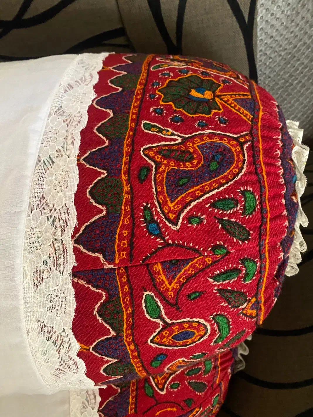 بالش|رختخواب، بالش، پتو|سیرجان, |دیوار