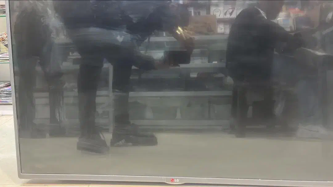 تلوزیون الجی ۴۲ اینچ|تلویزیون و پروژکتور|اصفهان, قائمیه|دیوار