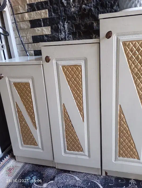 جاکفشی سه تیکه وساعت ایستاده|جاکفشی، کمد، دراور|چهارباغ, |دیوار