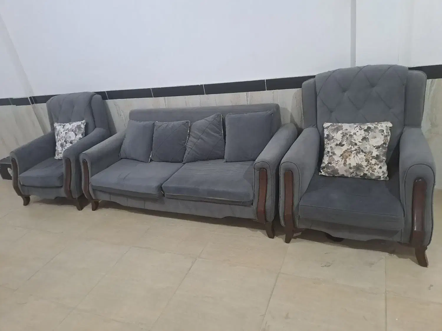 مبل ۵ نفره|مبلمان خانگی و میز عسلی|سنندج, |دیوار