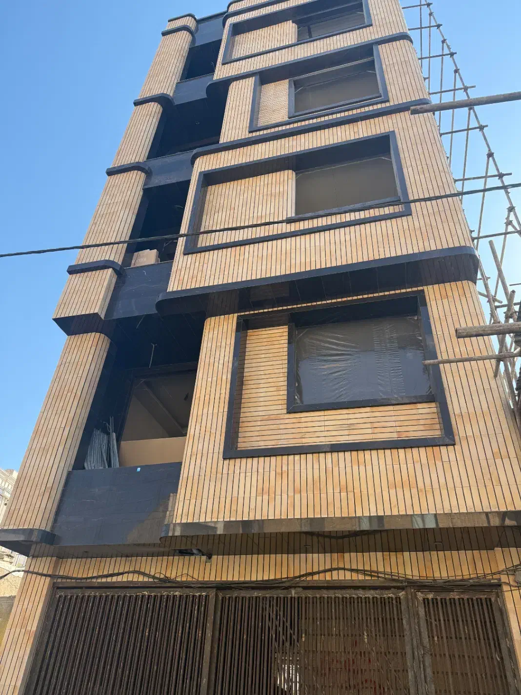 سرتک پردیس ۱۸ دولکه نوساز تک واحدی|فروش آپارتمان|قزوین, |دیوار