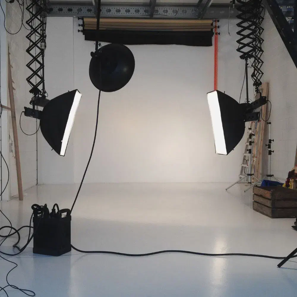 نیازمند خانم جهت مدلینگ|استخدام هنری و رسانه|تهران, اسکندری|دیوار