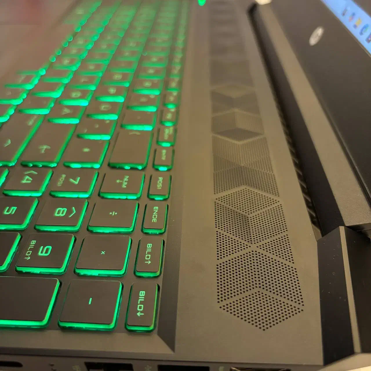 لپ تاپ گیمینگ HP pavilion / GTX1650TI|رایانه همراه|مشهد, هفت تیر (حافظ)|دیوار