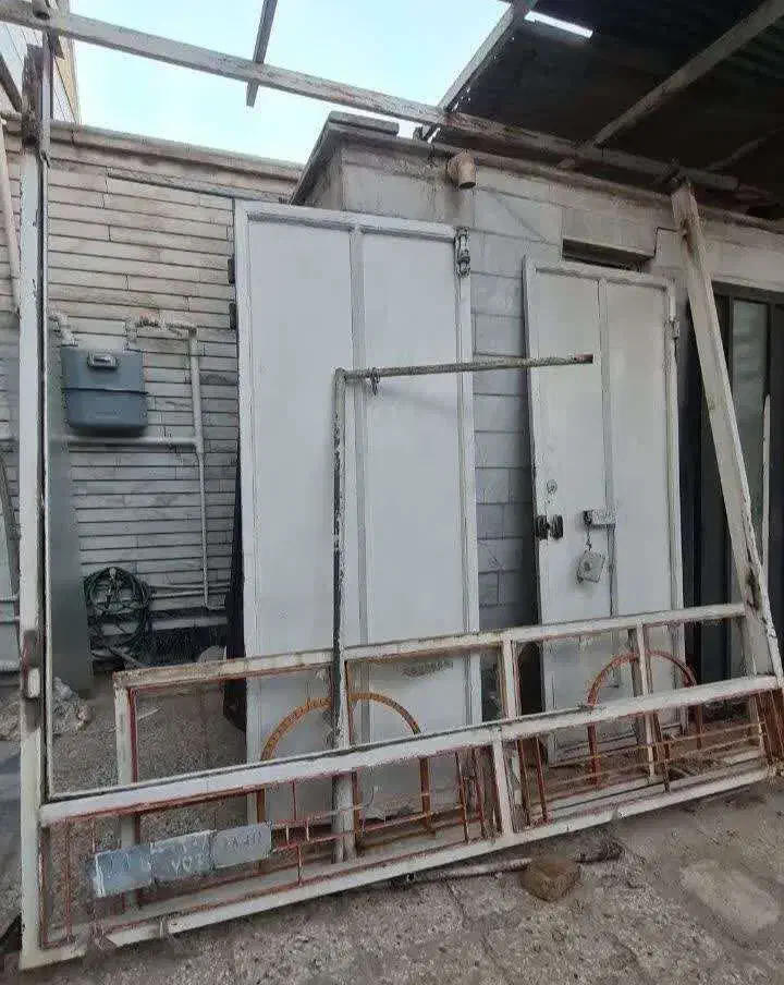 فروش درب حیاط قیمت توافقی|مصالح و تجهیزات ساختمان|قم, لسانی|دیوار