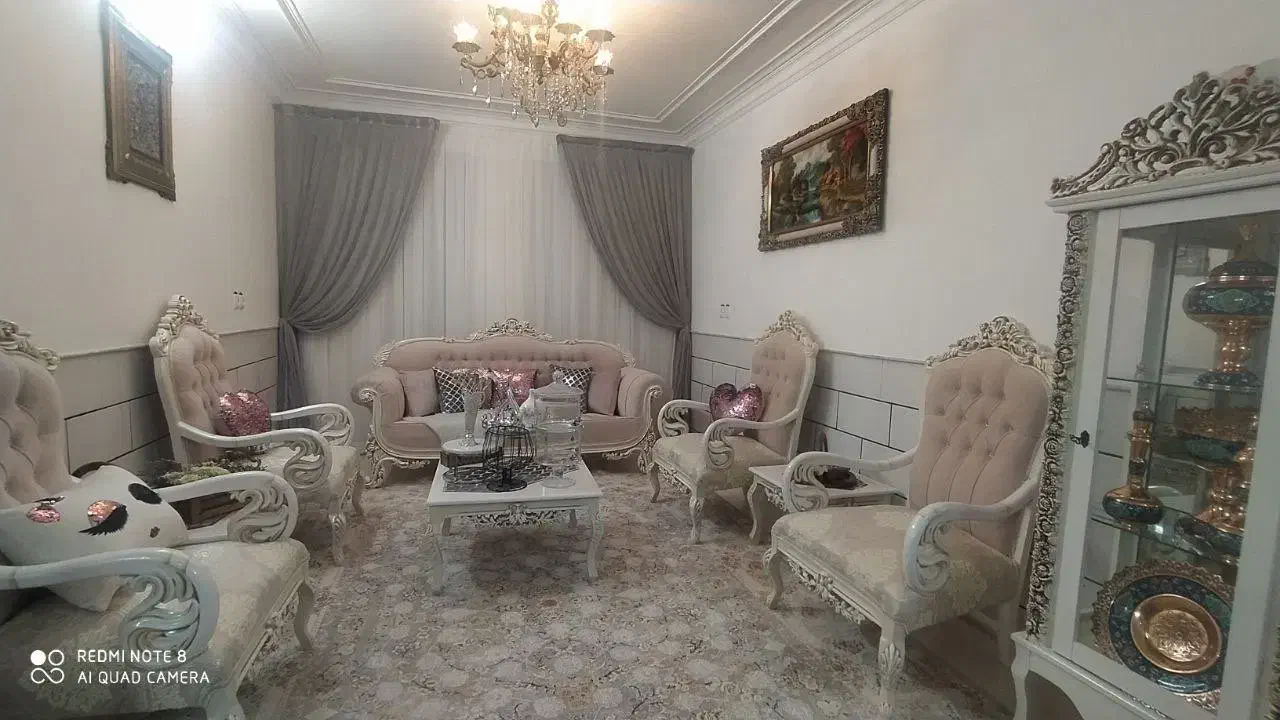 مبلمان ۷نفره سلطنتی|مبلمان خانگی و میز عسلی|کاشان, کارگر|دیوار