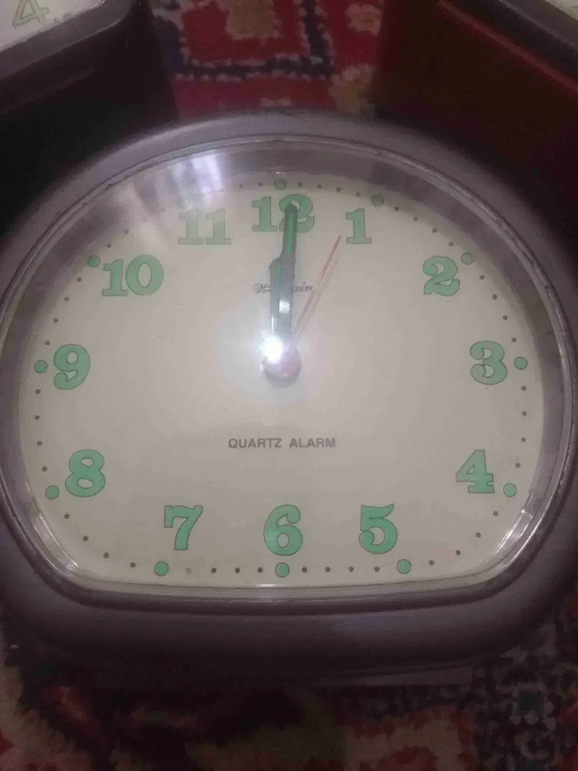 تعداد 4 عدد ساعت رومیزی قدیمی زنگ دار و رقاصک دار|کلکسیون اشیاء عتیقه|بروجرد, |دیوار