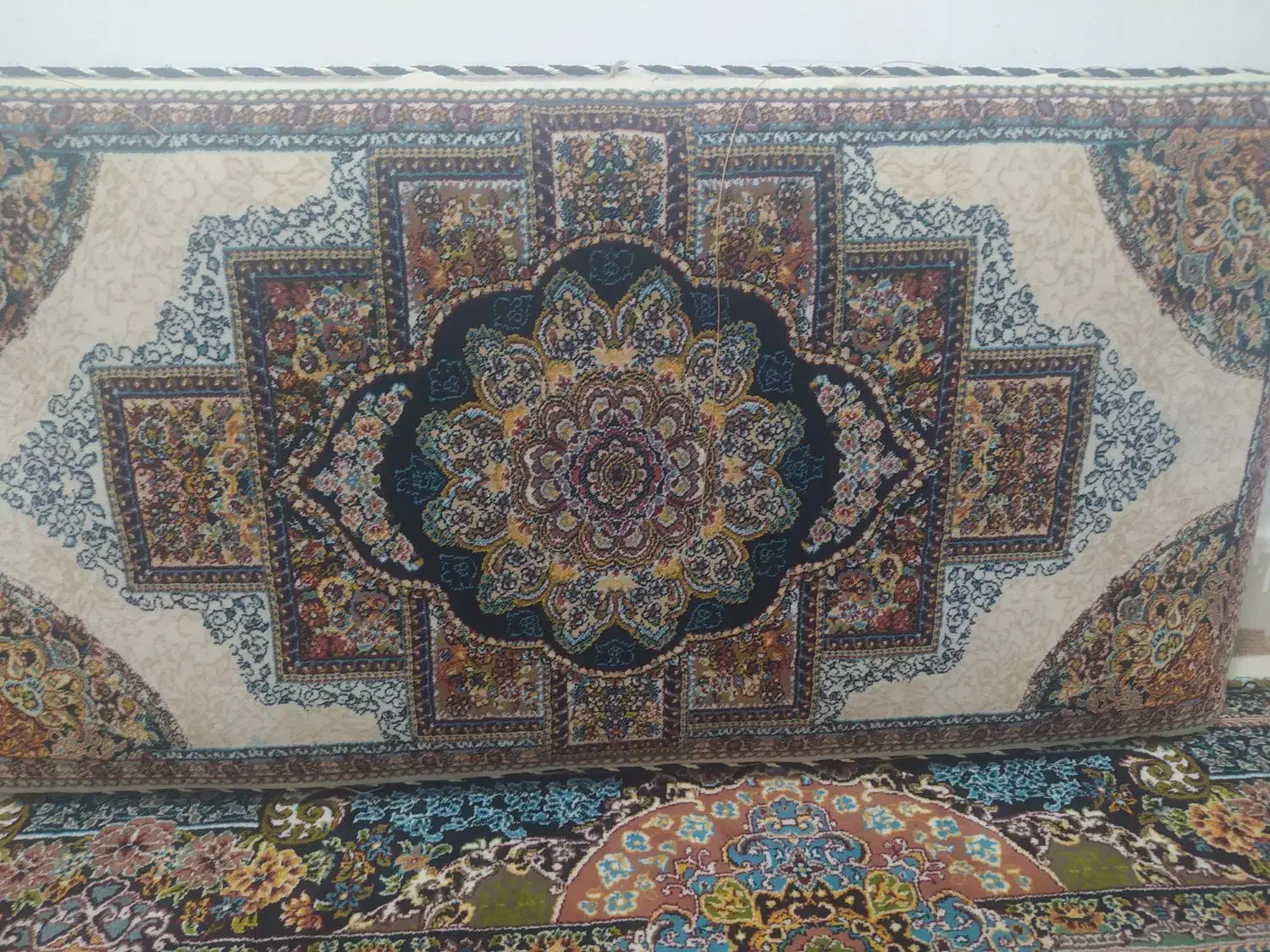 پشتی|پشتی|قم, پردیسان|دیوار