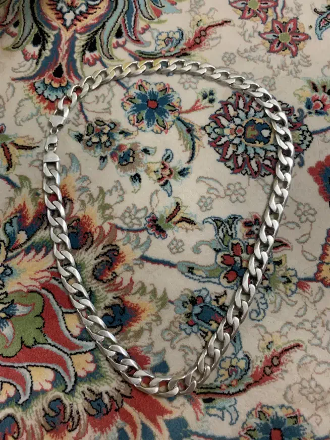 زنجیرنقره بسیار نو و شیک|جواهرات|اراک, |دیوار