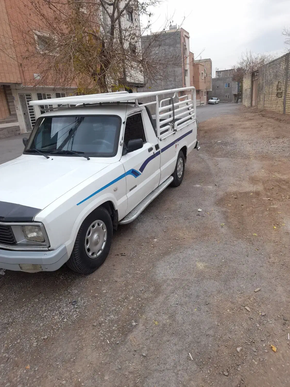 مزداتک کابینB2000مدل ۹۰|خودرو سواری و وانت|لنجان, |دیوار