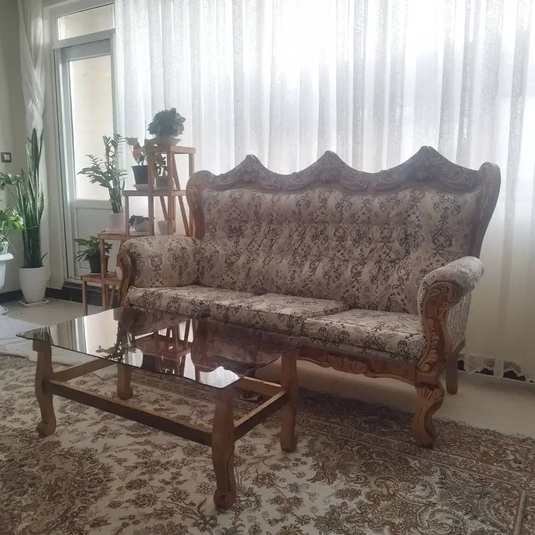 فروش یک دست مبل نه نفره|مبلمان خانگی و میز عسلی|سنندج, |دیوار