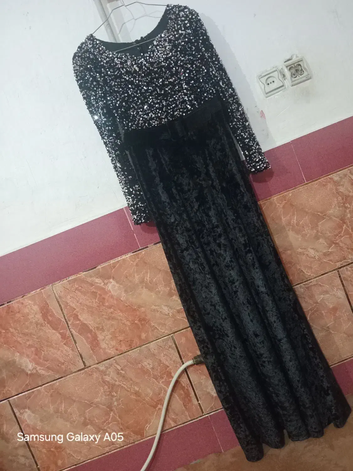 لباس مجلسی|لباس|علیآباد کتول, |دیوار