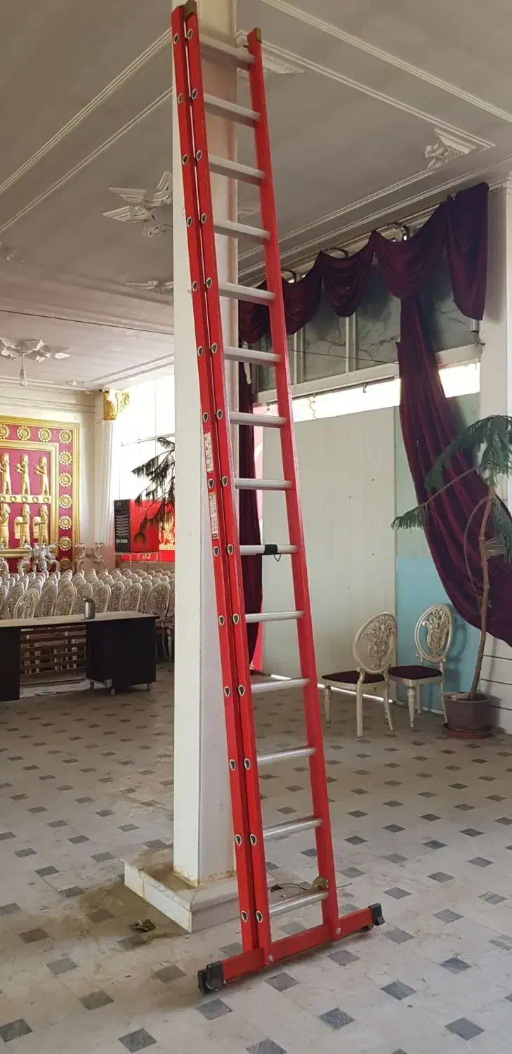 نردبان در حد|ابزارآلات|بروجرد, |دیوار