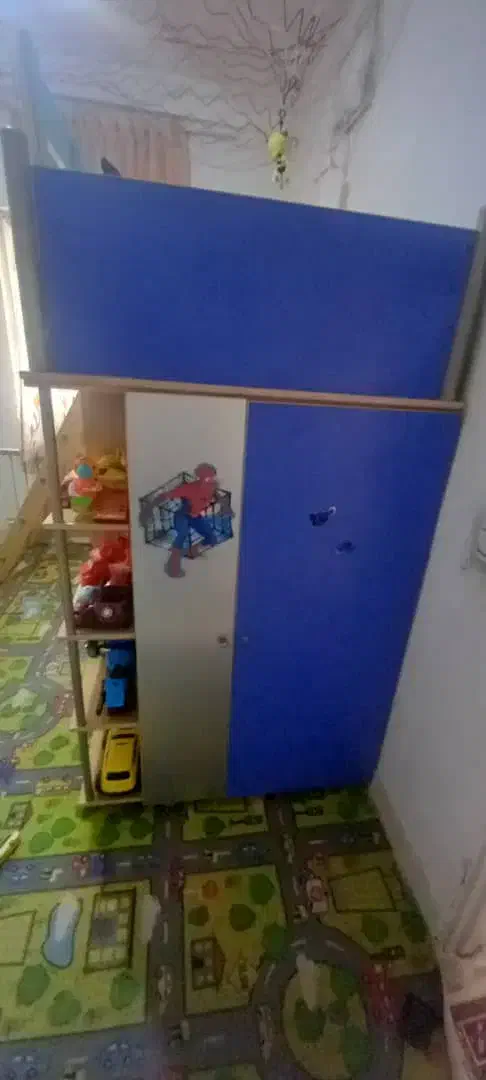 میز‌ تحریر  و  تخت‌ وبوفه‌ جوان|میز تحریر و کامپیوتر|پرند, فاز ۵|دیوار