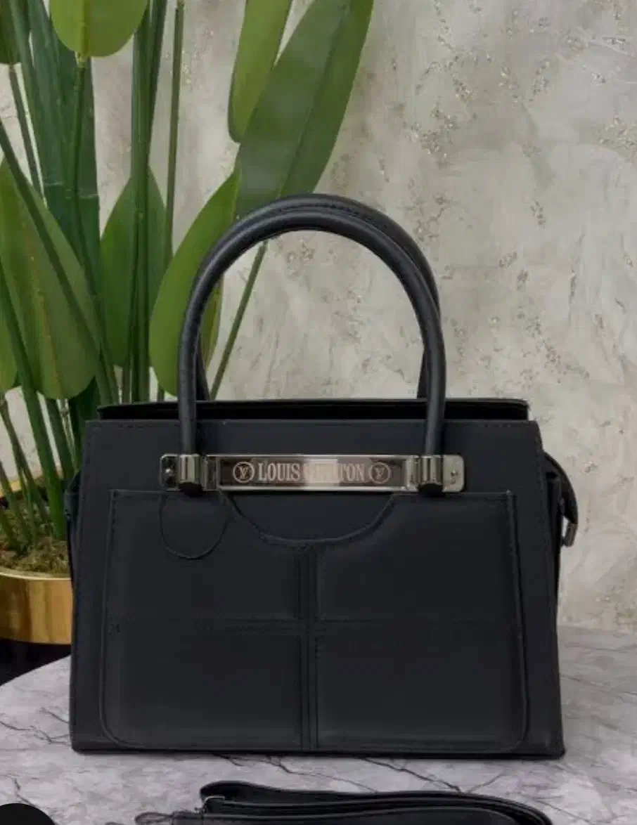 کیف اورجینال باکیفیت تضمینی|کیف، کفش، کمربند|سلماس, |دیوار