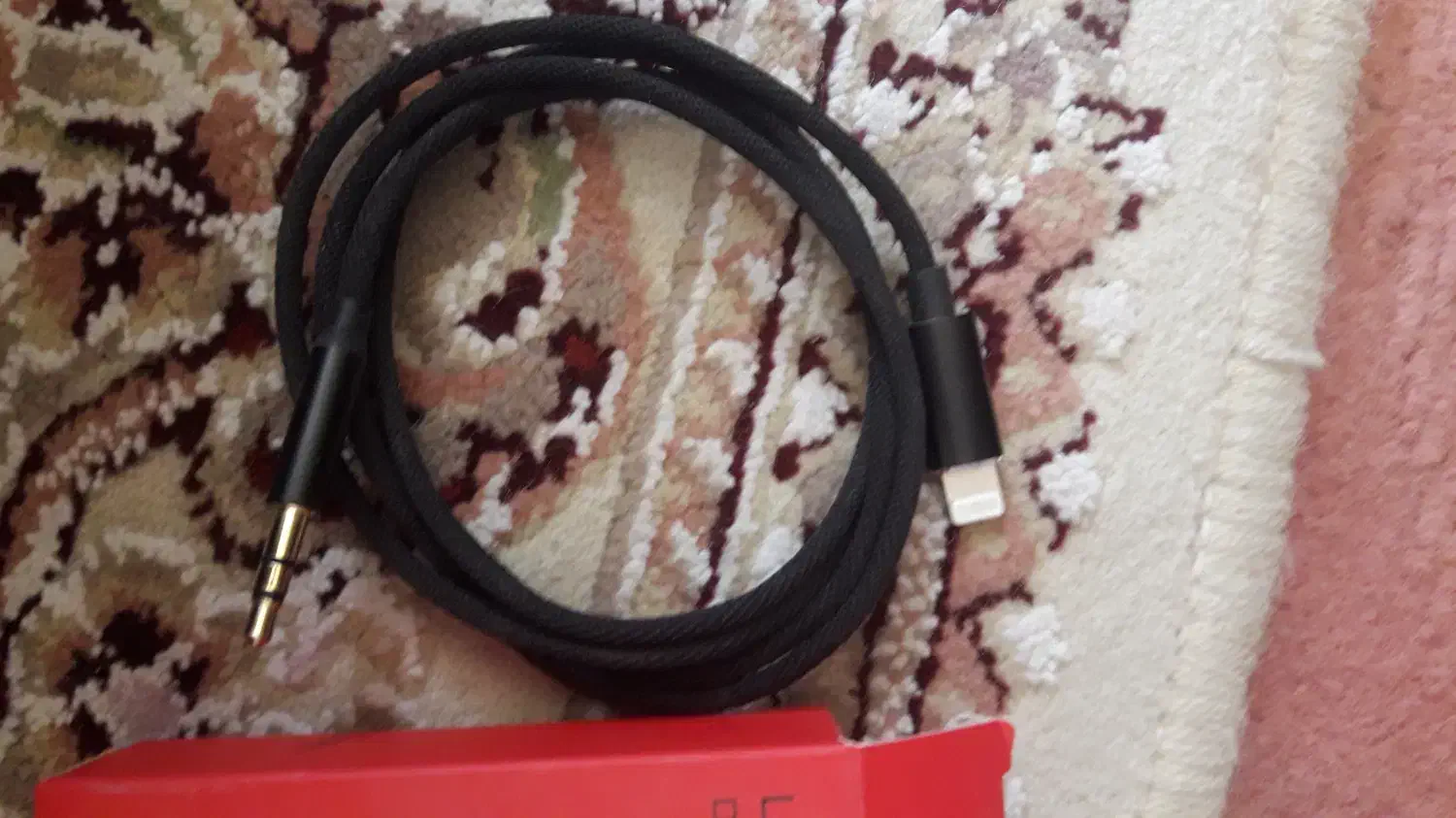 کابل اتصال لایتینگ به جک ۳.۵ و اداپتور ۲۲۰ به ۱۲|لوازم جانبی موبایل و تبلت|فولادشهر, B2|دیوار