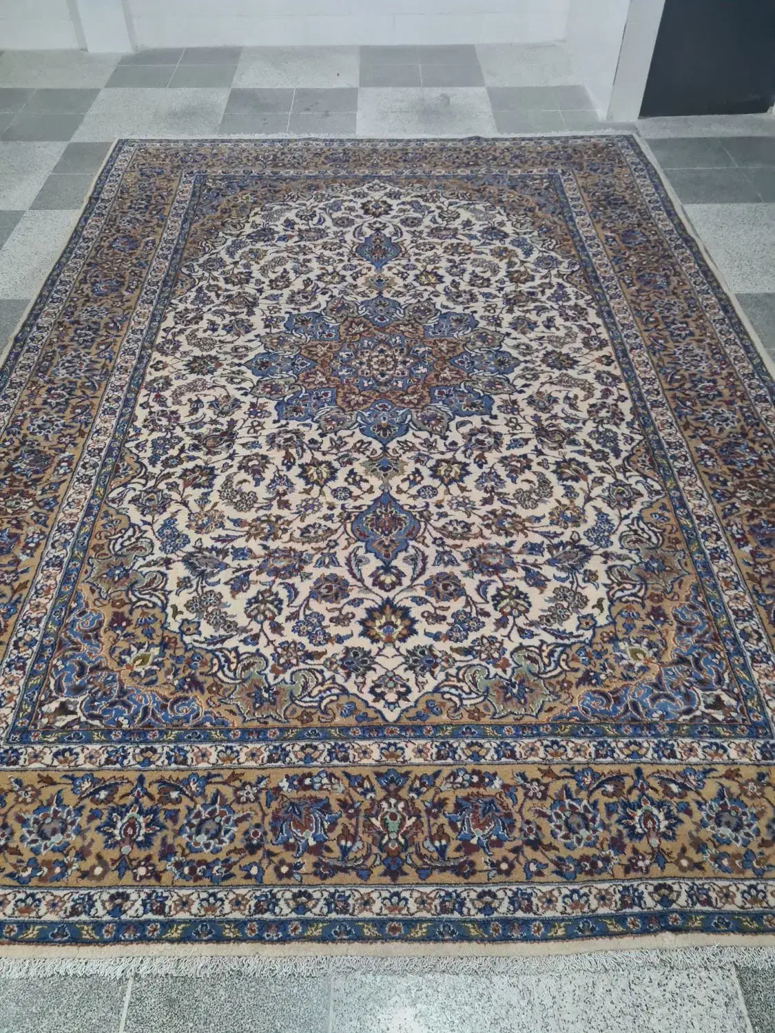 فرش دستبافت|فرش|شیراز, شاه قلی بیگی|دیوار