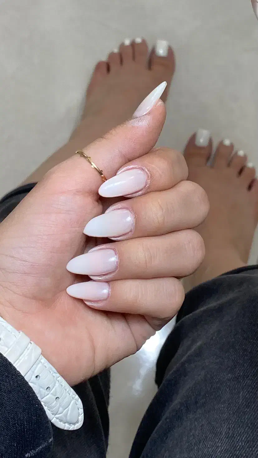 تخفیف ویژه یلدیی کاشت ناخن|خدمات آرایشگری و زیبایی|بروجرد, |دیوار