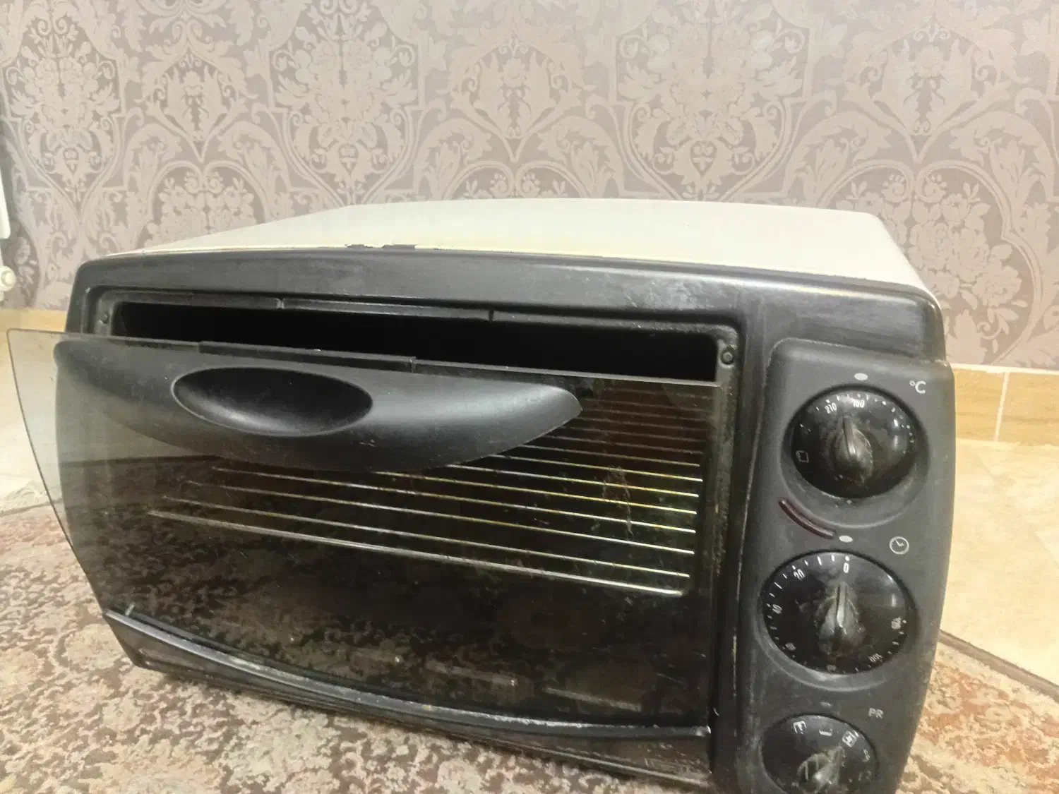 فر برقی DELONGI|اجاق گاز و لوازم برقی پخت‌وپز|رشت, سعدی (تختی)|دیوار