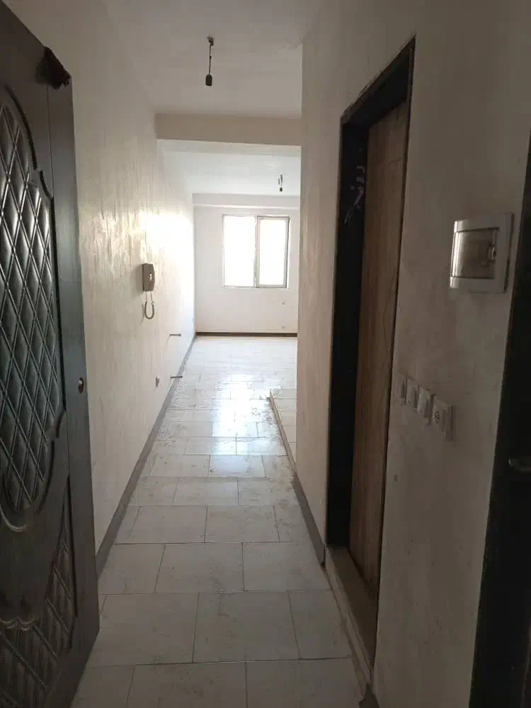 واحد ۸۳ متری فاز ۷ شهر جدید هشتگرد|فروش آپارتمان|هشتگرد, خور|دیوار