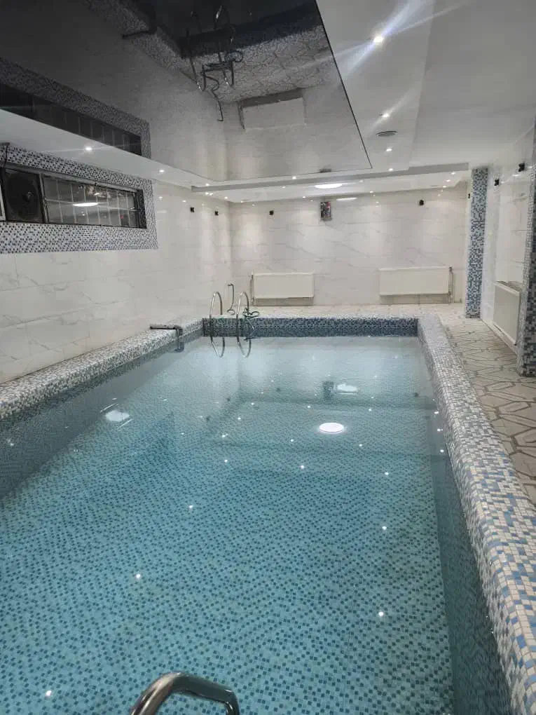 اجاره باغ ویلا بدون واسطه نزدیک|اجارهٔ کوتاهمدت ویلا و باغ|مبارکه, |دیوار