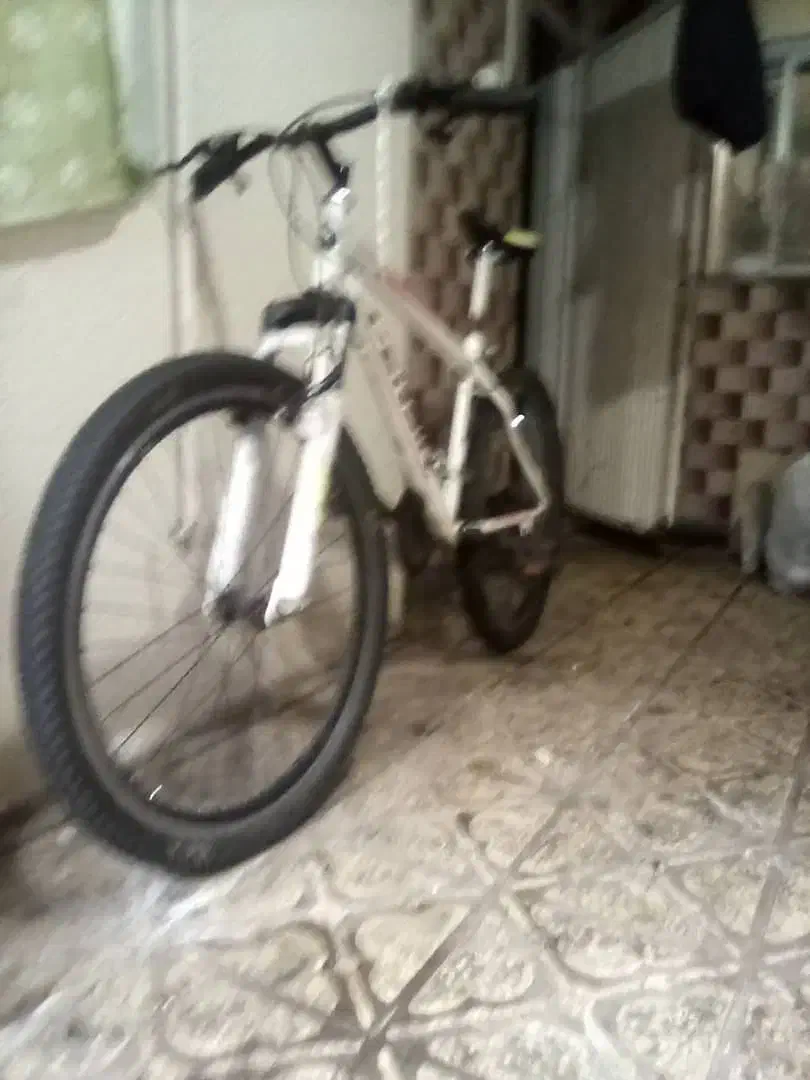 یکدستگاه دوچرخه به سایز ۲۶ فروشی|دوچرخه، اسکیت، اسکوتر|بندر انزلی, تهران|دیوار