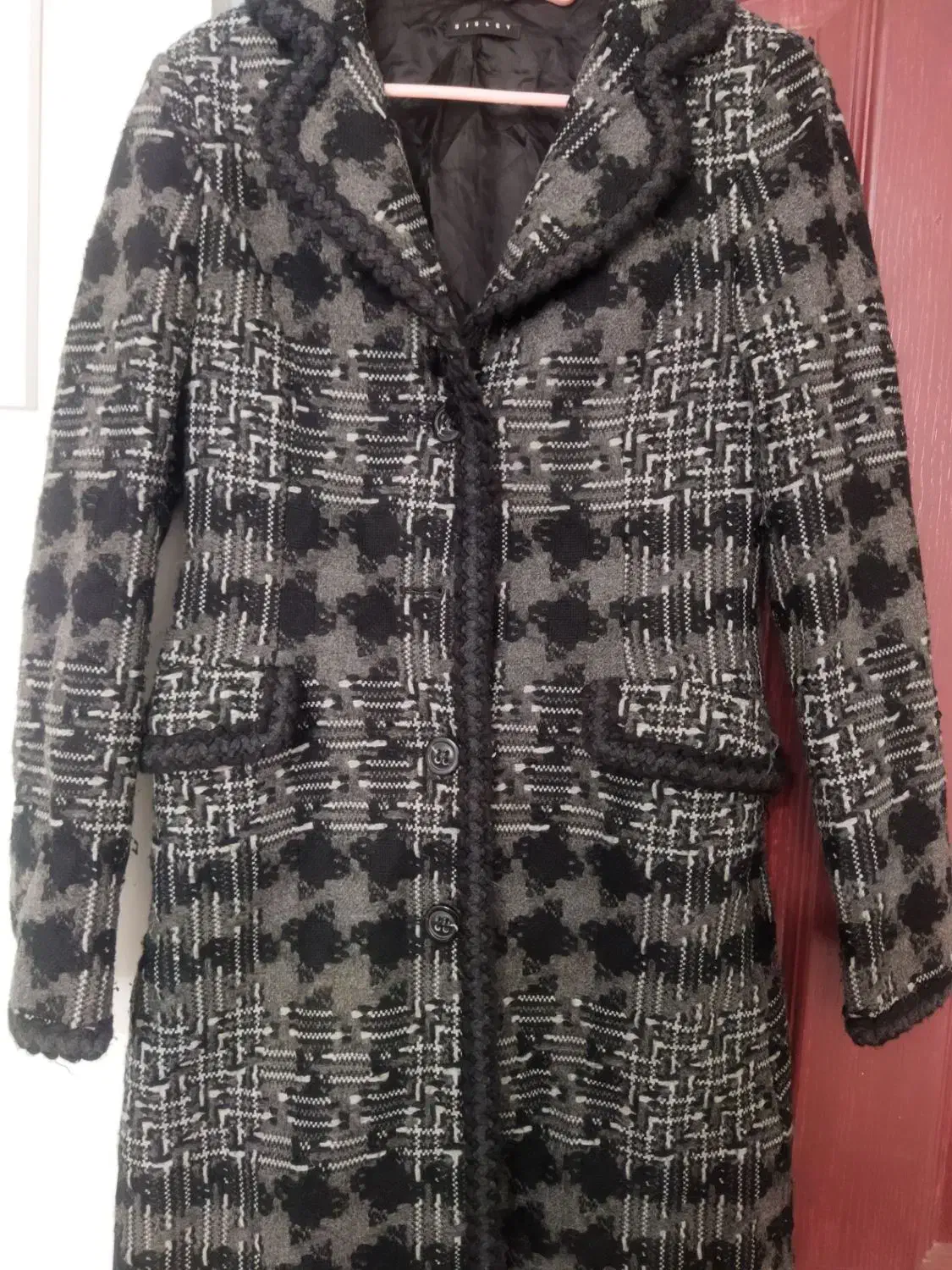 پالتو|لباس|بیرجند, |دیوار