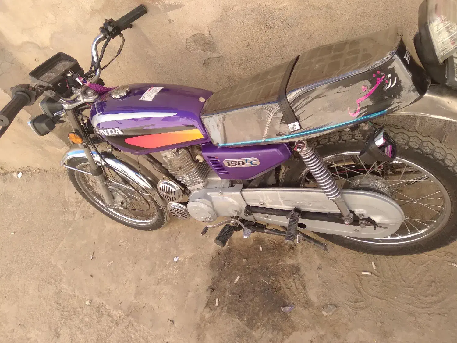 موتور مدل ۸۶ پلاک قدیم بازسازی شده|موتورسیکلت|اصفهان, سرشبادران|دیوار