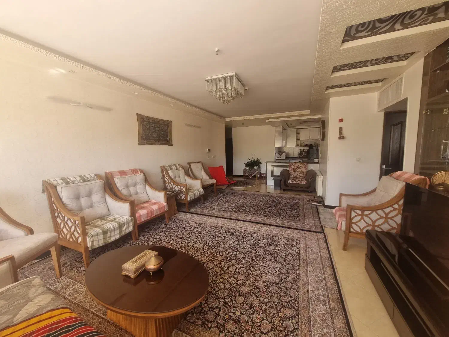 سی۷ بر بلوار حیاط دار|فروش آپارتمان|فولادشهر, C7|دیوار