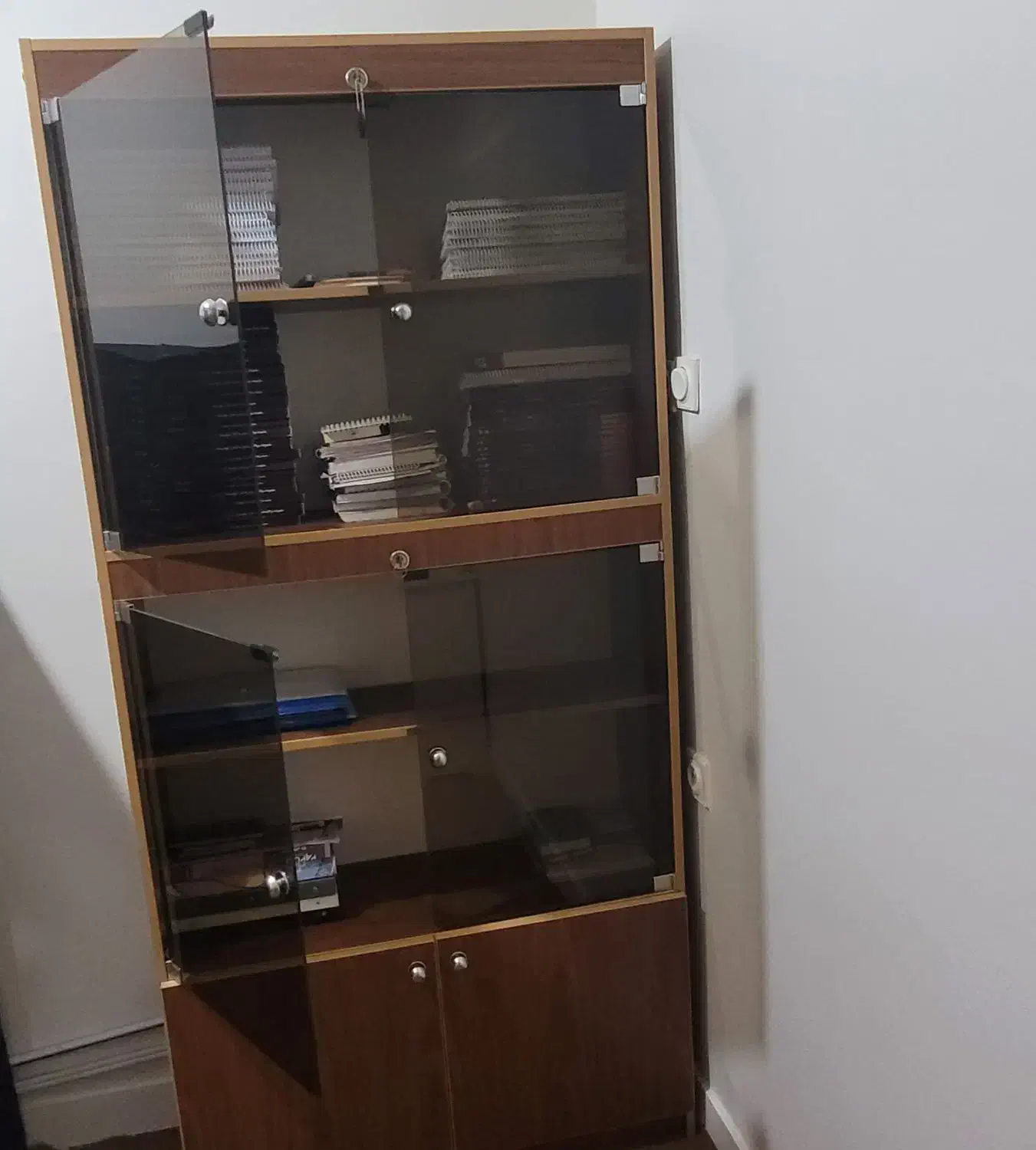 کتابخانه|کتابخانه، شلف، قفسههای دیواری|اهواز, گلستان|دیوار