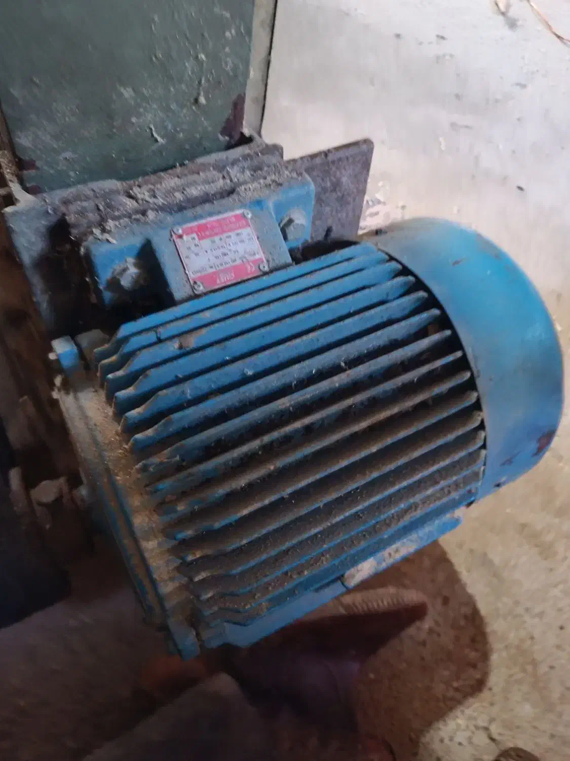 اکترو موتور سه اسب 1400دور سه فاز ایتالیایی|ماشین‌آلات صنعتی|لاهیجان, لیالستان|دیوار