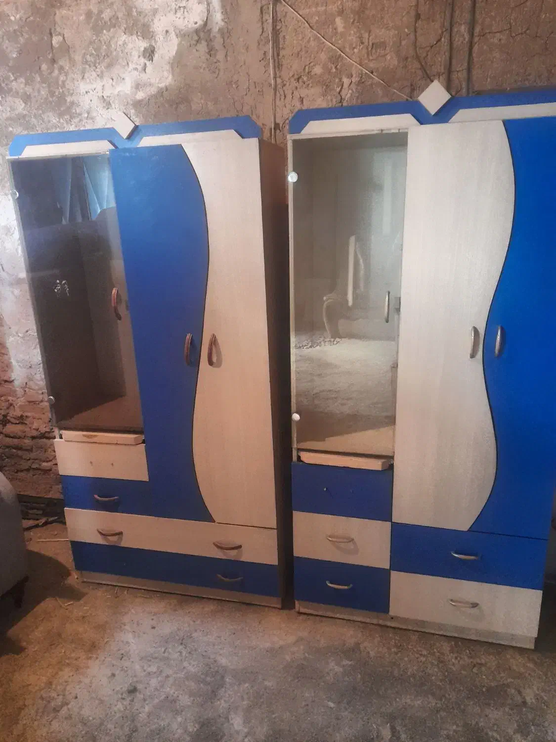 کمدبچه|جاکفشی، کمد، دراور|باغ بهادران, |دیوار