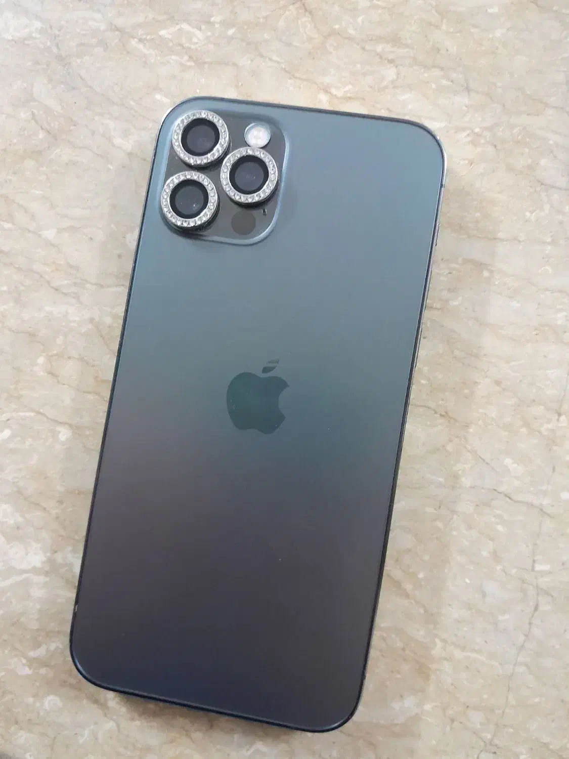 گوشی آیفون|موبایل|قم, دروازه چوبی|دیوار