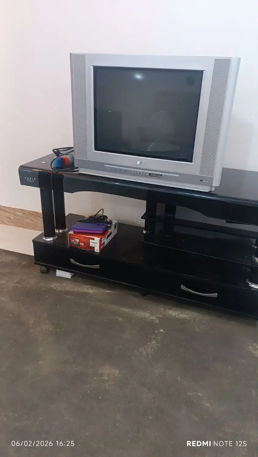 تلویزیون ال جی|تلویزیون و پروژکتور|مرند, |دیوار