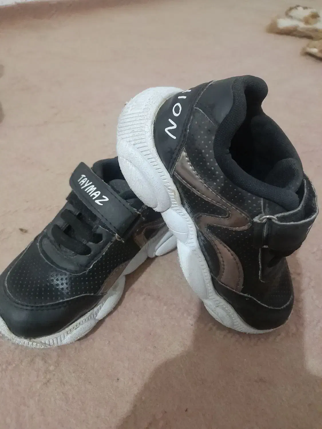 کفش|کفش و لباس بچه|بندر ترکمن, |دیوار