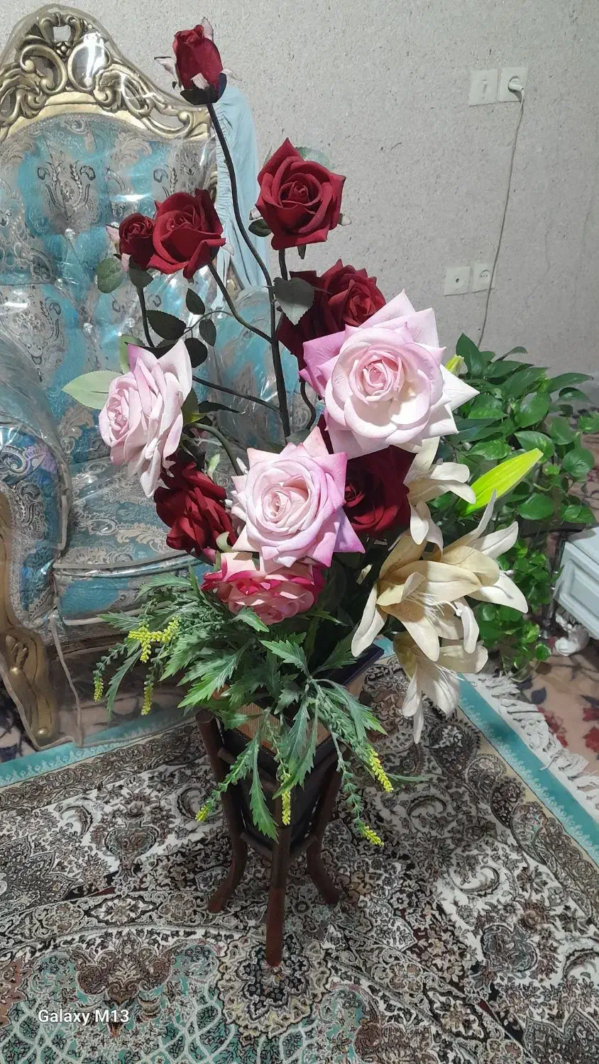 گل وگلدان|گل مصنوعی|چهارباغ, |دیوار