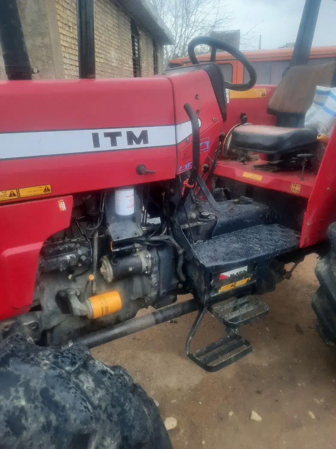 تراکتور ۴۷۵مدل ۹۵|خودرو سنگین|سیاخ دارنگون, |دیوار