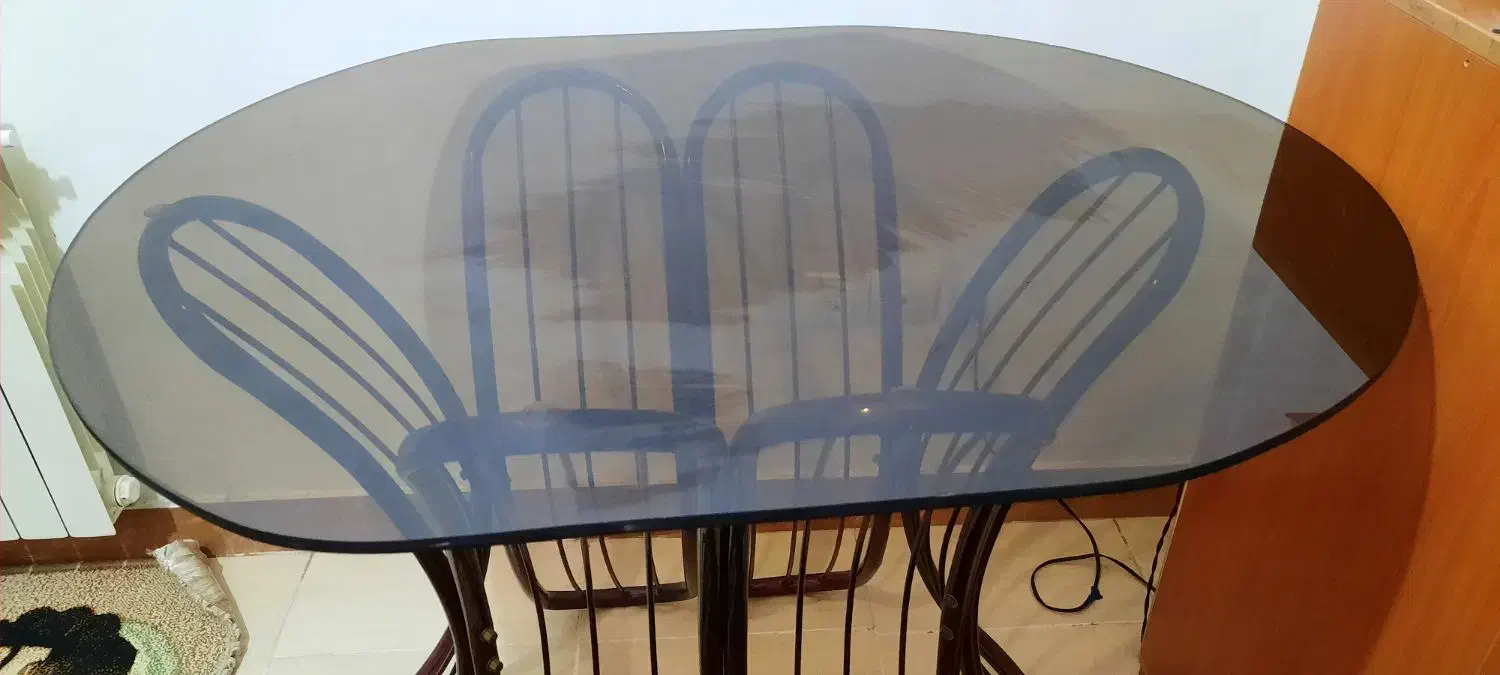 میز ناهار خوری و ساعت دیواری و انواع تابلو|میز و صندلی غذاخوری|رشت, نامجو|دیوار