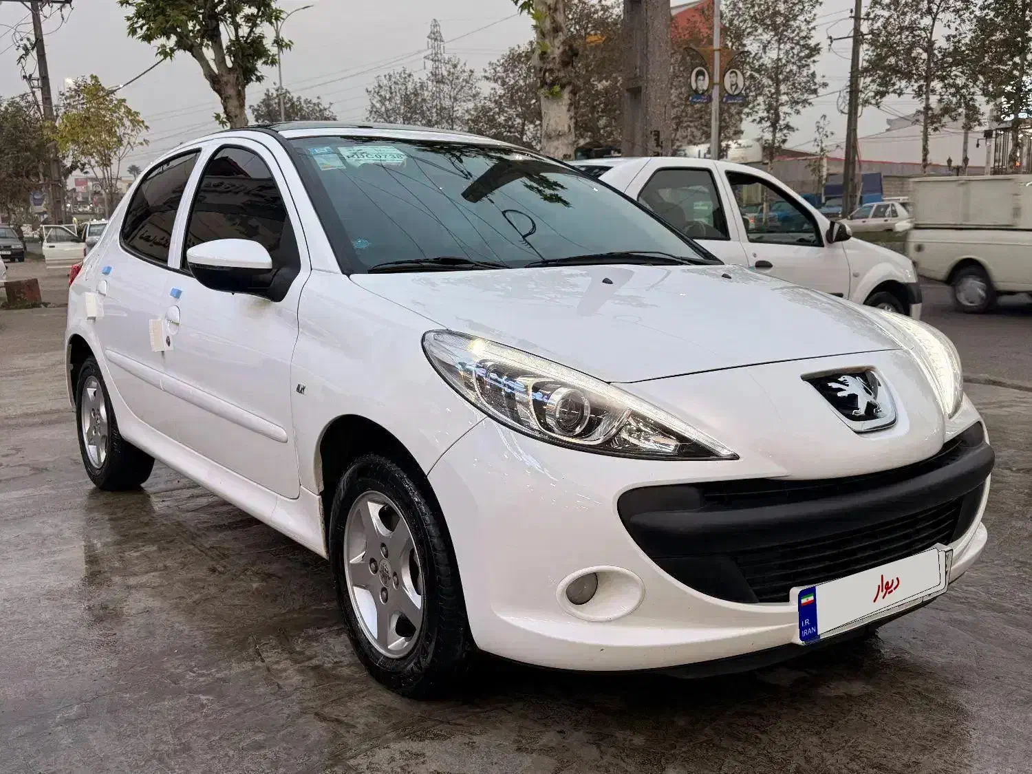 207پانا ارتقا 1403 زیر قیمت بازار|خودرو سواری و وانت|رشت, نیروی دریایی|دیوار