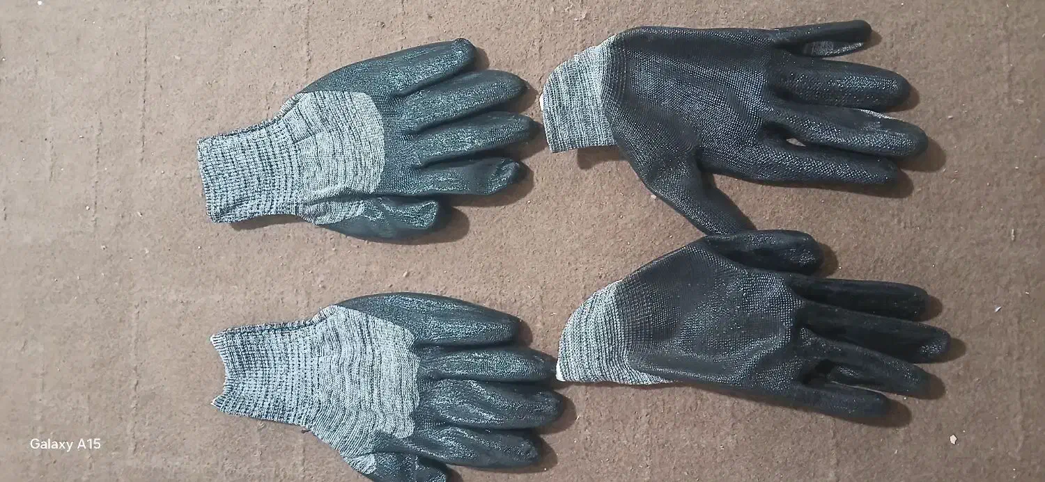 دستکش کار|لباس|زنده رود, |دیوار