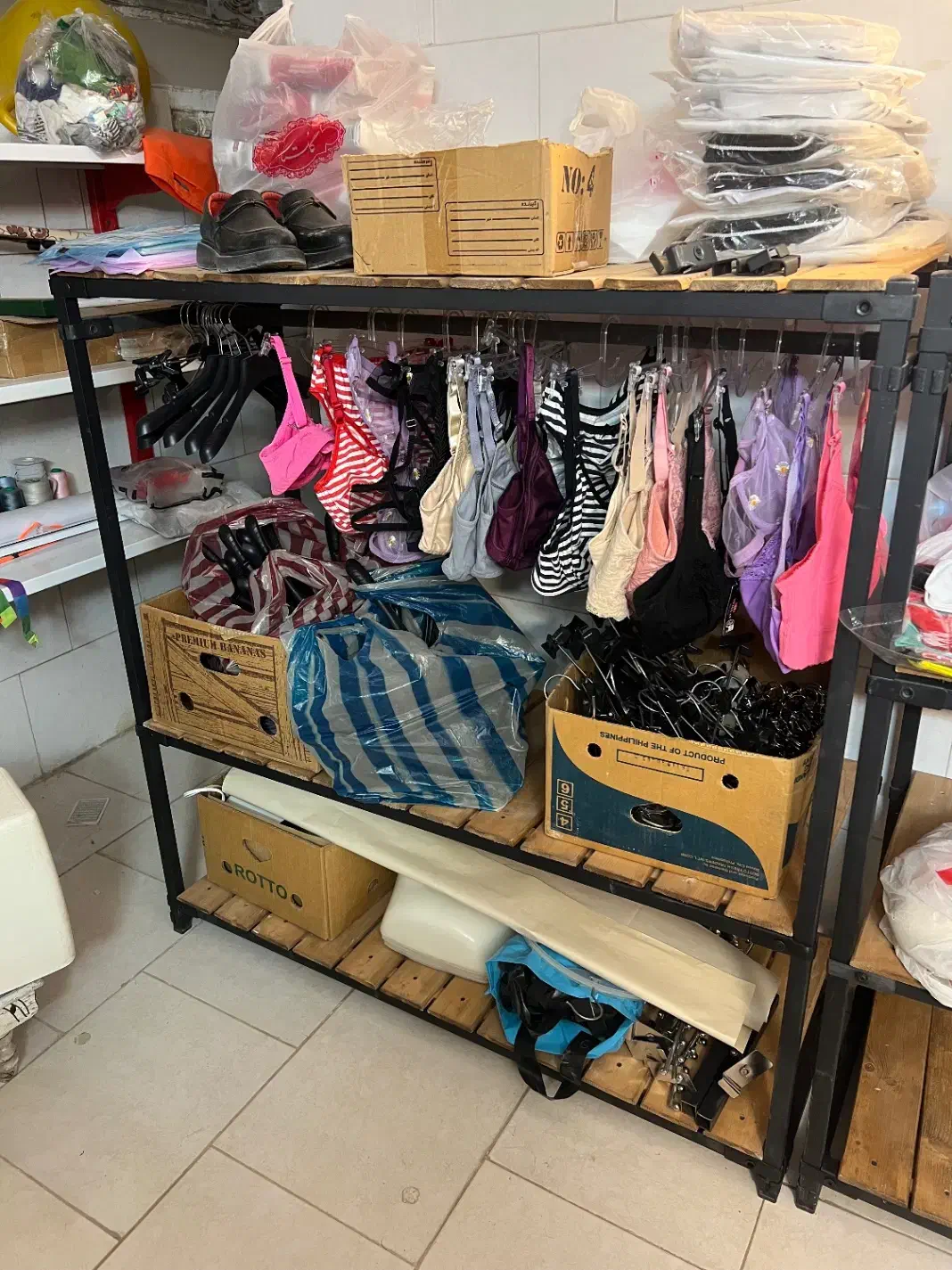 لباس زیر زنانه|لباس|یزد, |دیوار