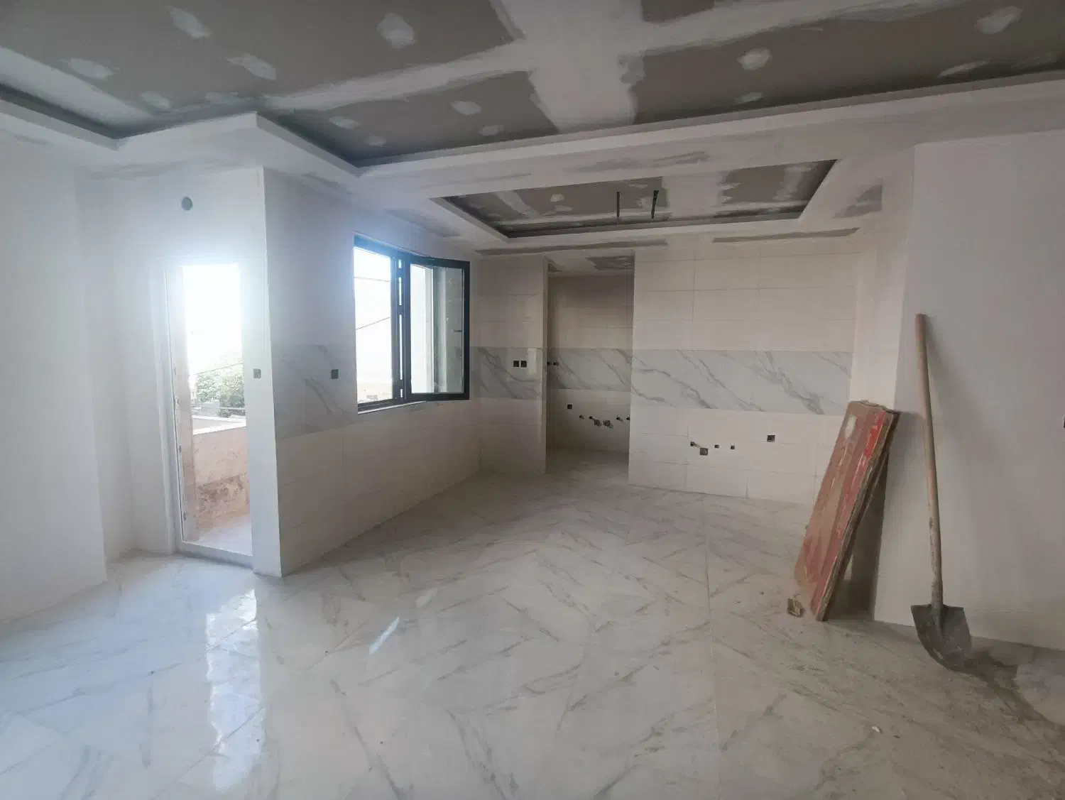 فروش واحد طبقه پنجم 100متری مرکز شهر|فروش آپارتمان|خلخال, |دیوار