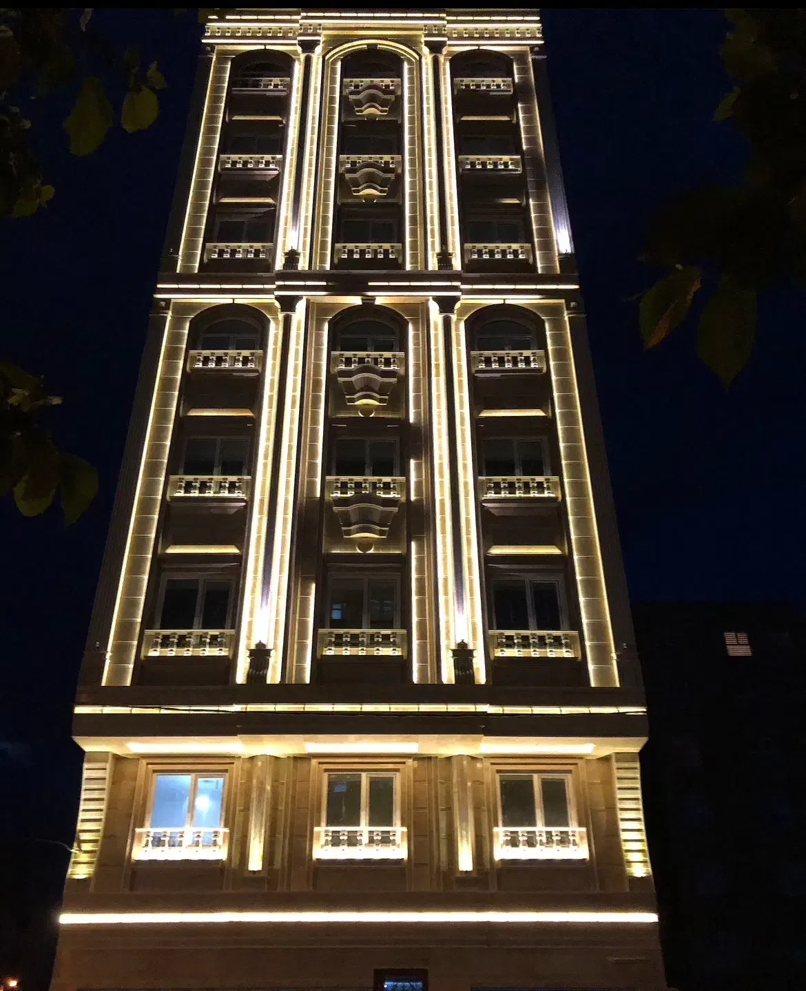 ((پنت هوس نادری خ گل ها))|فروش آپارتمان|اردبیل, |دیوار