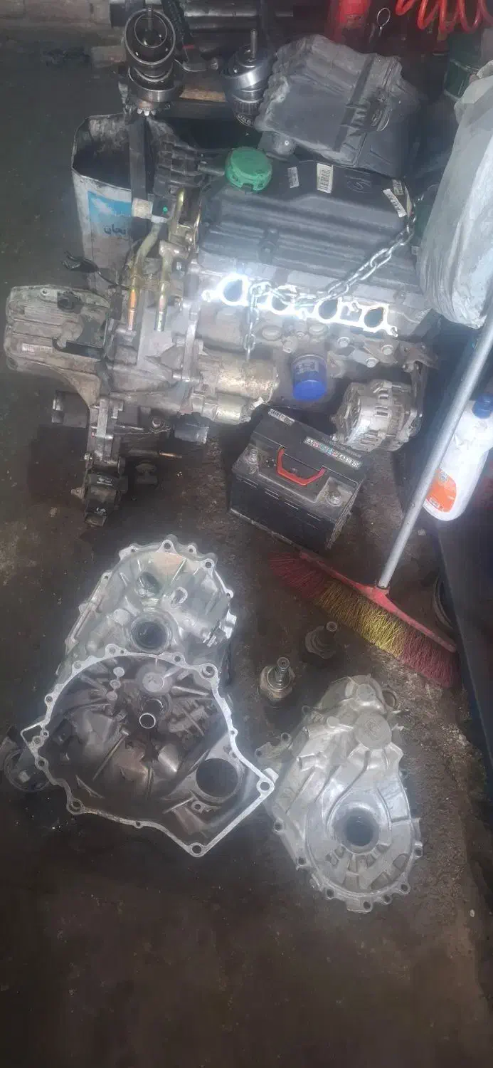 شاگرد نیمه ماهر در مکانیکی خودروهای سواری|استخدام صنعتی، فنی، مهندسی|زنجان, |دیوار