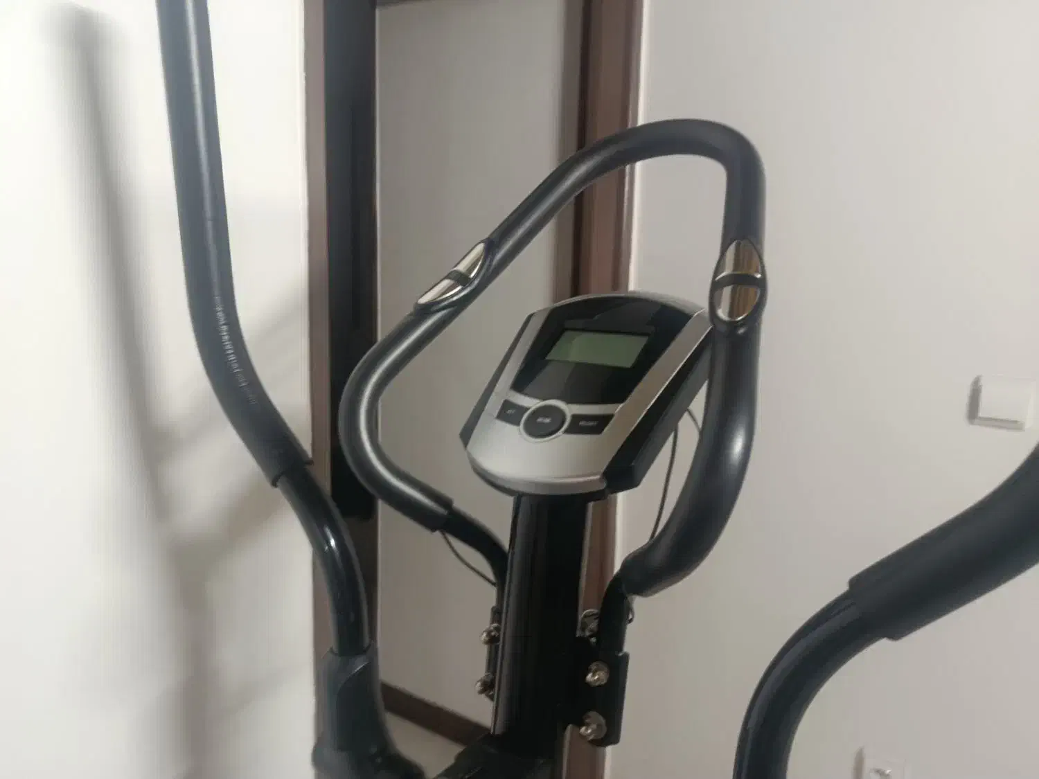 البتیکال دوچرخه ی ثابت|تجهیزات ورزشی|اصفهان, برازنده|دیوار