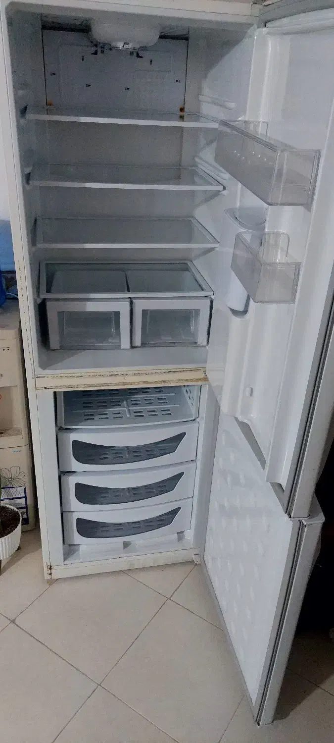 یخچال|یخچال و فریزر|ایرانشهر, |دیوار