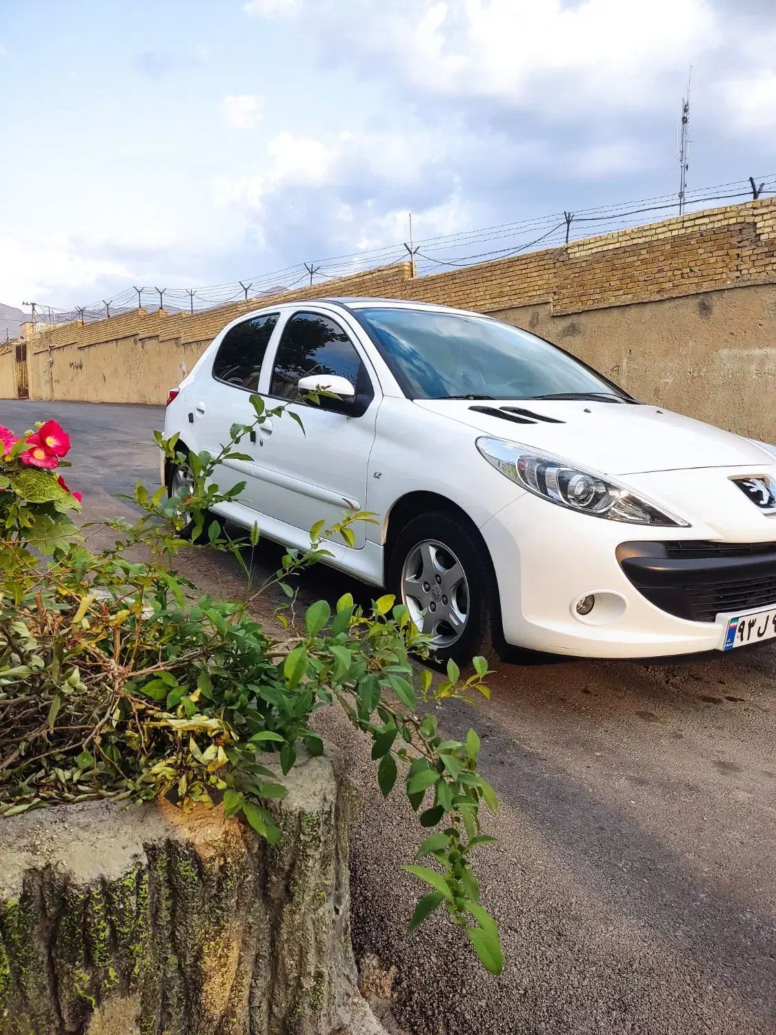 پژو 207 مدل 1401در حد بدون رنگ|خودرو سواری و وانت|ملایر, |دیوار