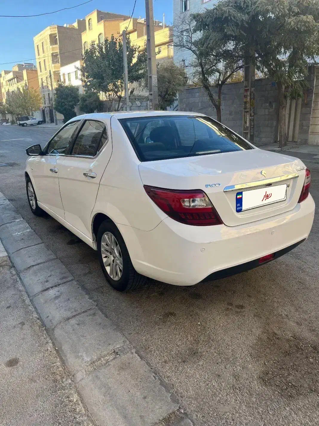 دنا پلاس ۹۸بی رنگ فوری|خودرو سواری و وانت|فردیس, شهرک شهید حسینی|دیوار