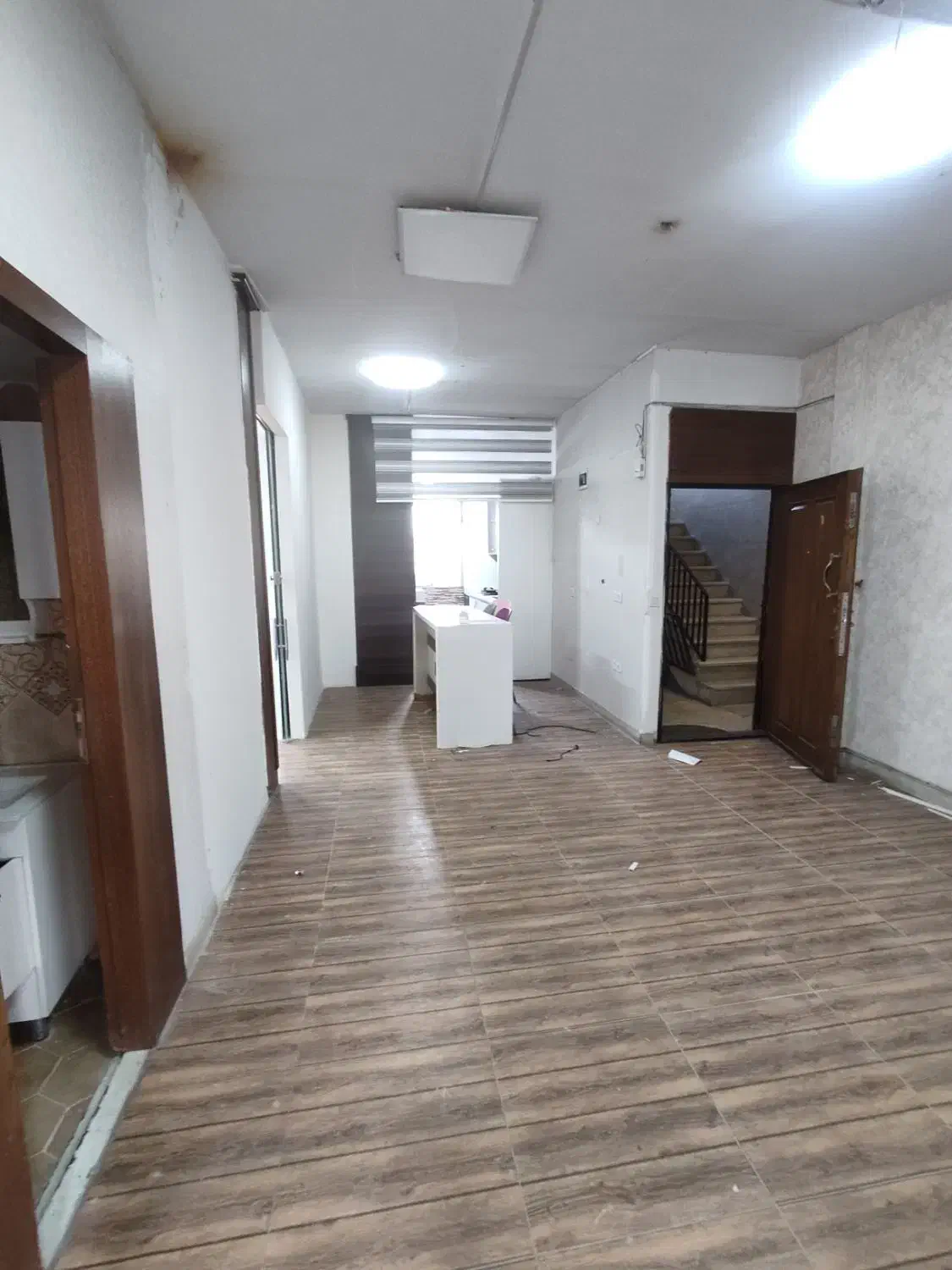 اداری فلکه دوم صادقیه. ۱۰۵ متر سه خواب|اجارهٔ دفتر کار، اتاق اداری، مطب|تهران, صادقیه|دیوار