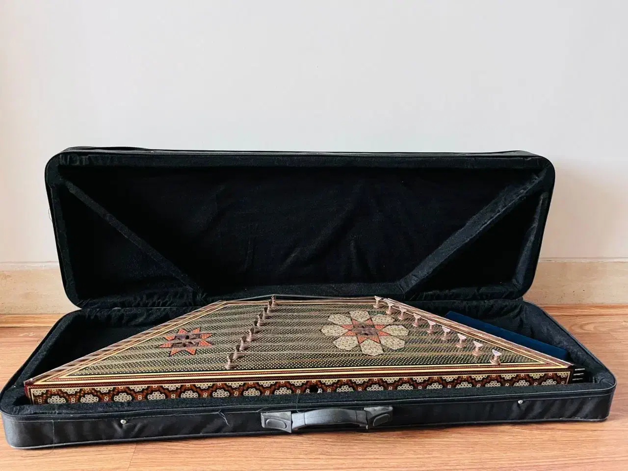 سنتور خاتم شیراز|سازهای سنتی|شیراز, خلیلی|دیوار