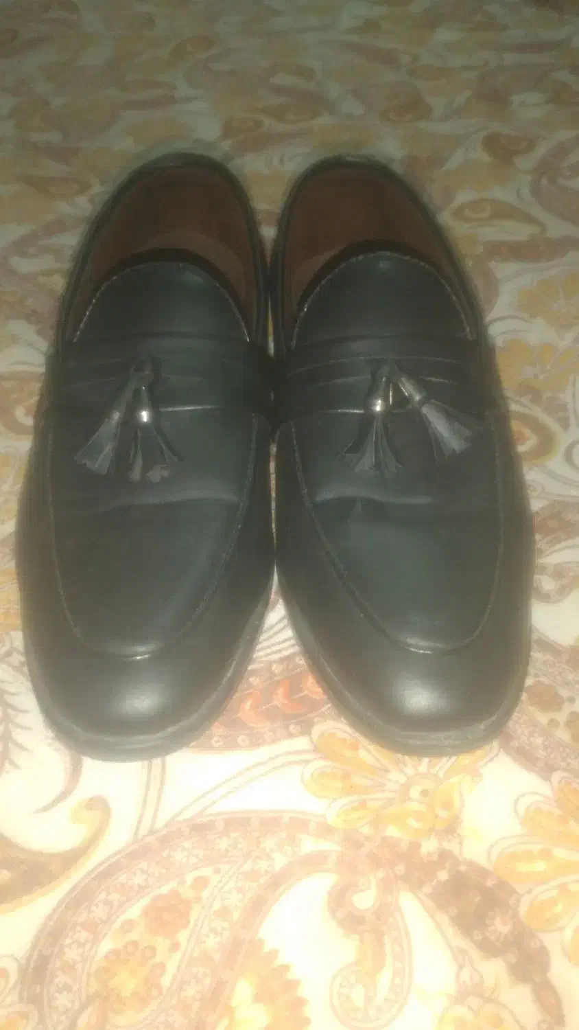 کفش|کیف، کفش، کمربند|نقده, |دیوار